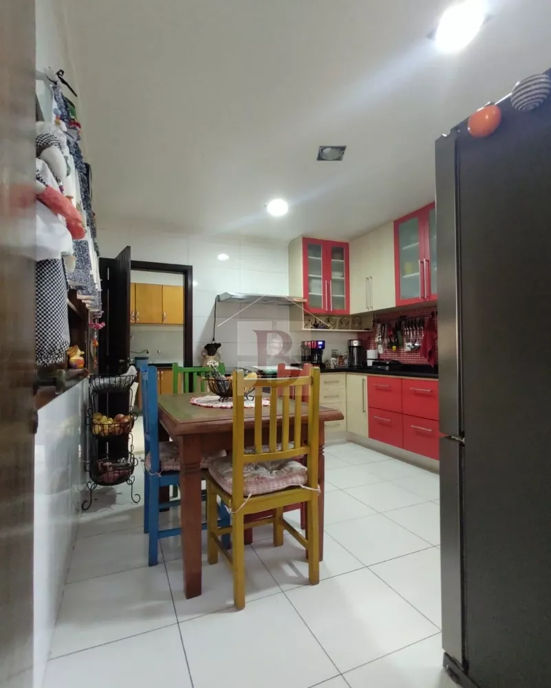 Casa, 3 quartos, 290 m² - Foto 6