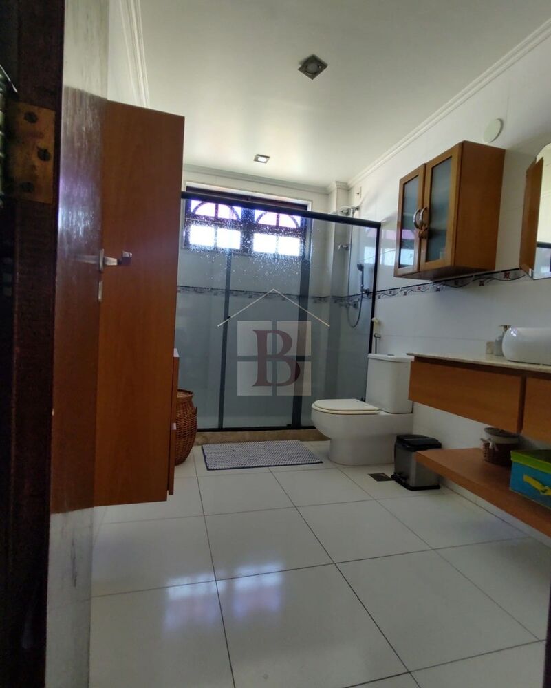 Casa à venda com 3 quartos, 290m² - Foto 16