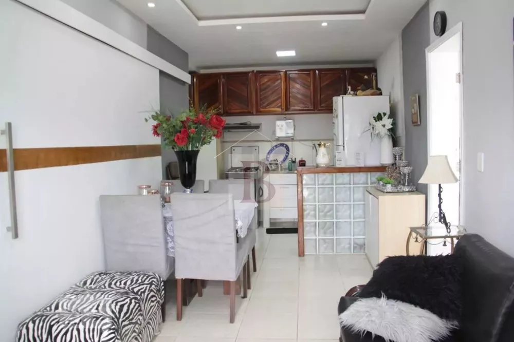 Casa, 4 quartos, 240 m² - Foto 4
