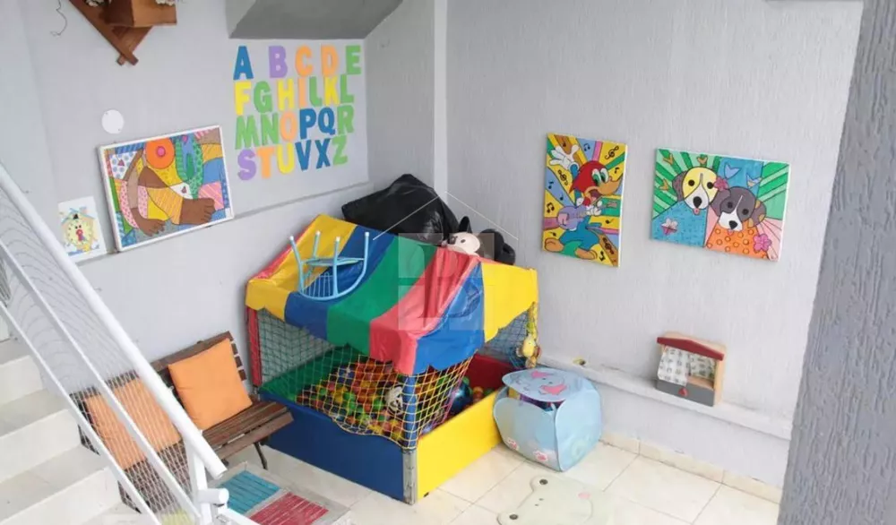 Casa, 4 quartos, 240 m² - Foto 2