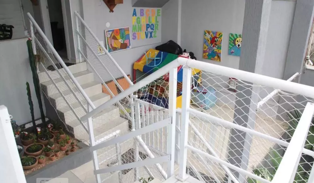 Casa, 4 quartos, 240 m² - Foto 23