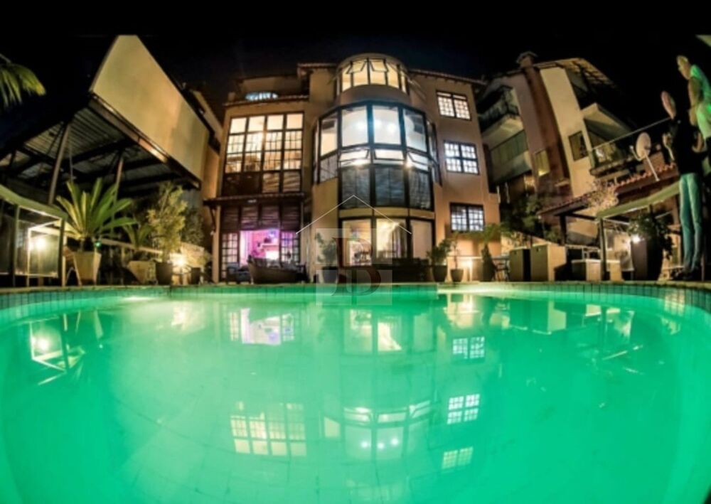 Casa, 5 quartos, 435 m² - Foto 1