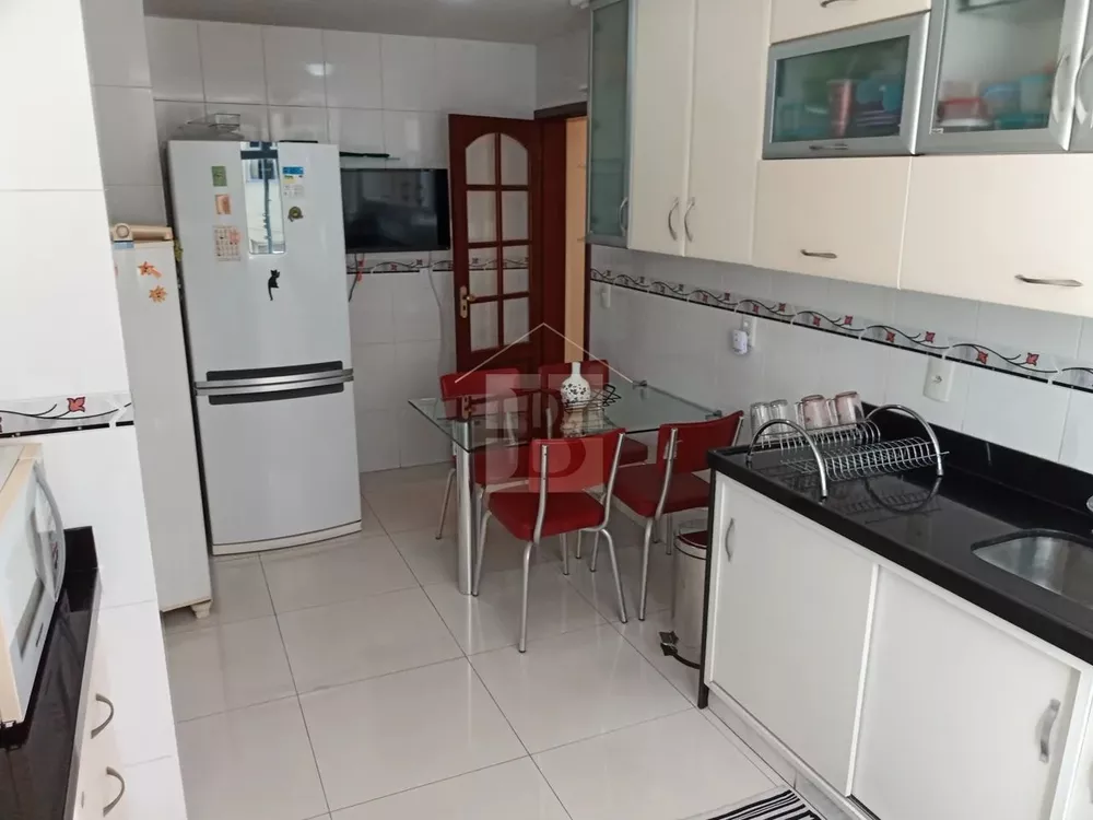Apartamento, 4 quartos, 243 m² - Foto 2