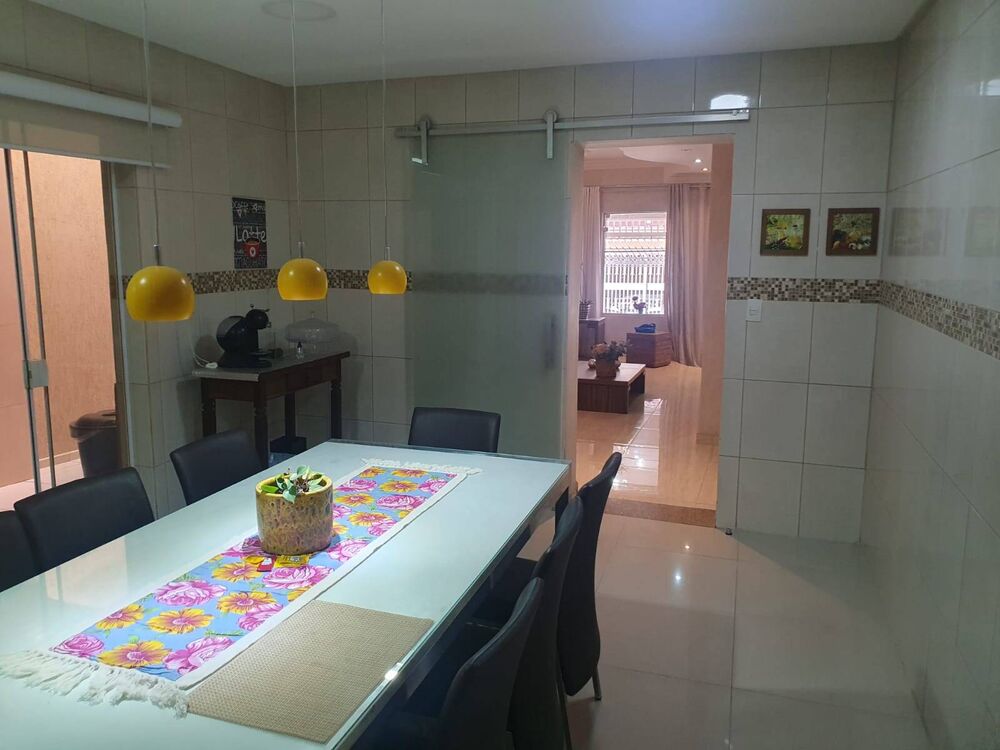 Sobrado à venda com 4 quartos, 250m² - Foto 4
