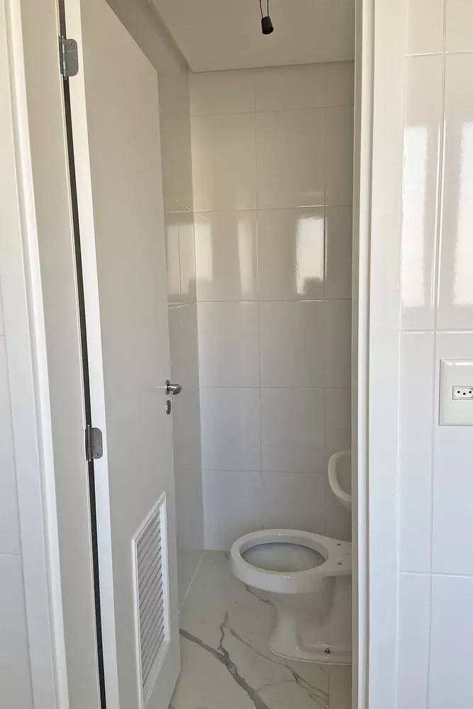 Apartamento à venda com 3 quartos, 228m² - Foto 14