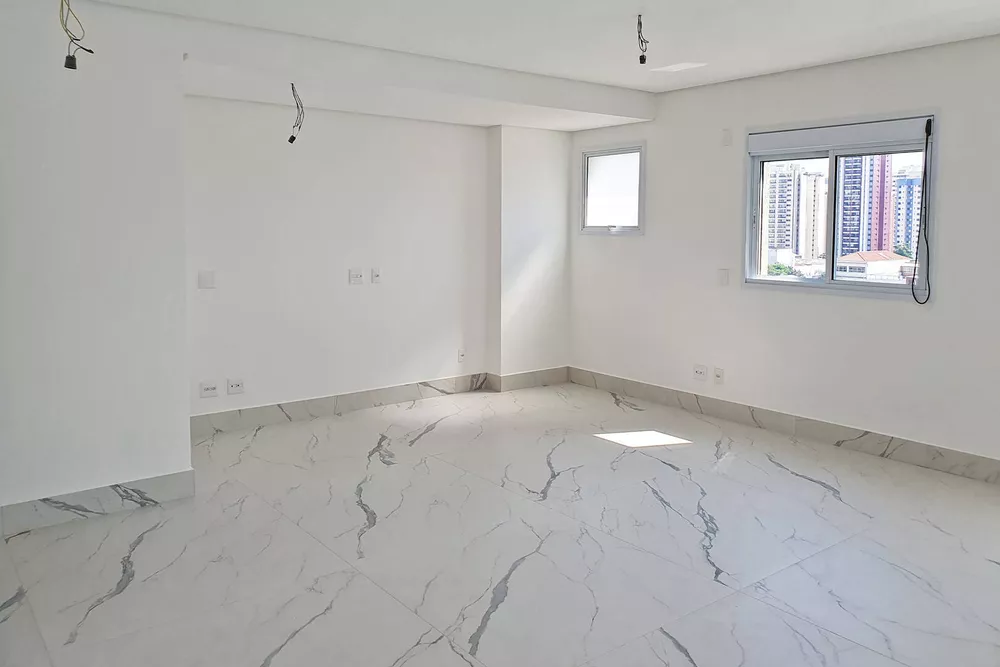 Apartamento à venda com 3 quartos, 228m² - Foto 8