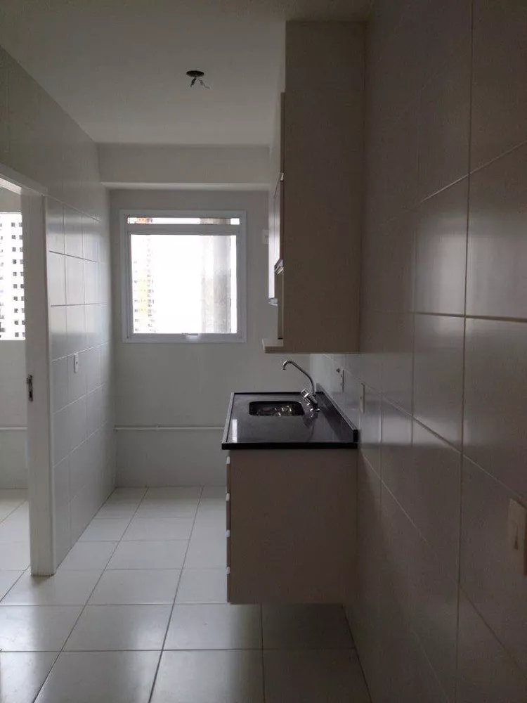 Apartamento à venda com 3 quartos, 100m² - Foto 8