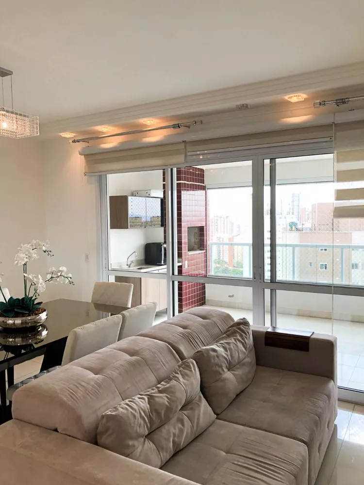 Apartamento à venda com 3 quartos, 134m² - Foto 1