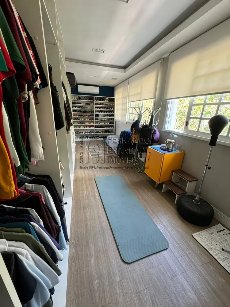 Casa, 4 quartos, 270 m² - Foto 1