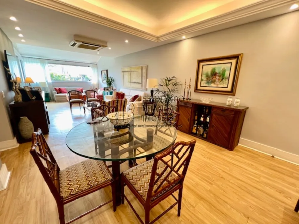 Cobertura, 3 quartos, 219 m² - Foto 2
