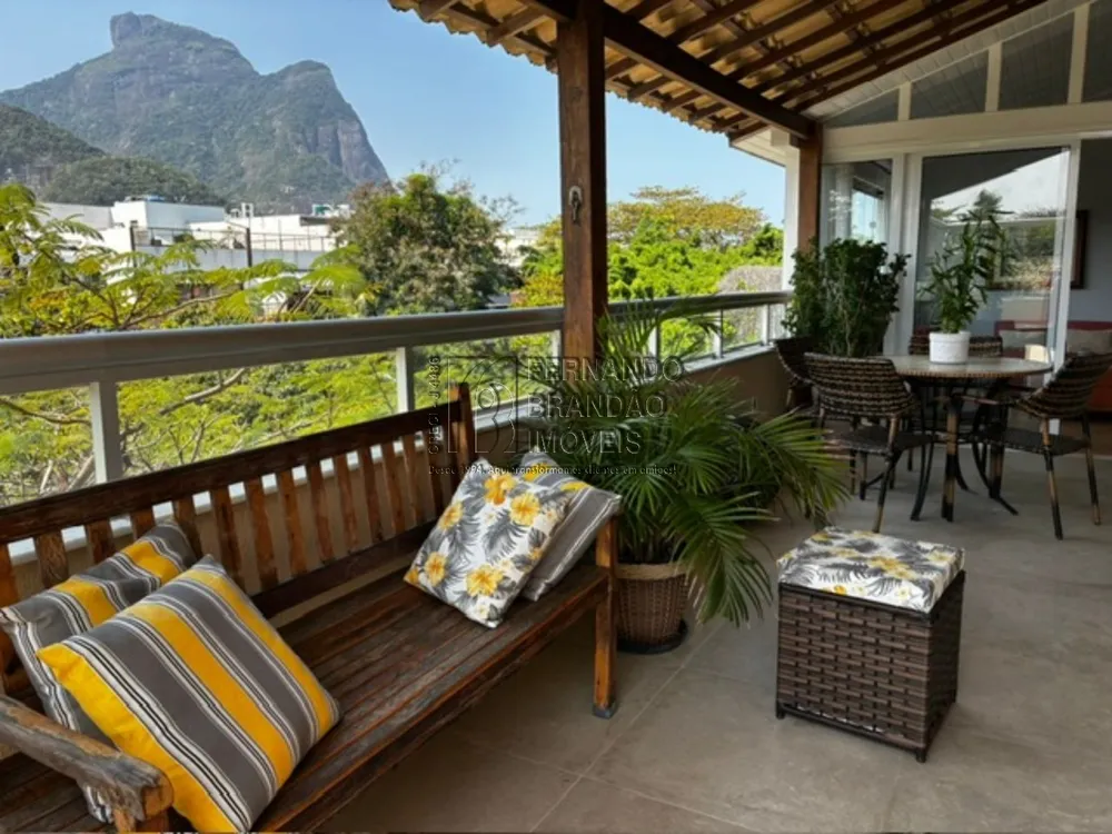 Cobertura, 3 quartos, 219 m² - Foto 1