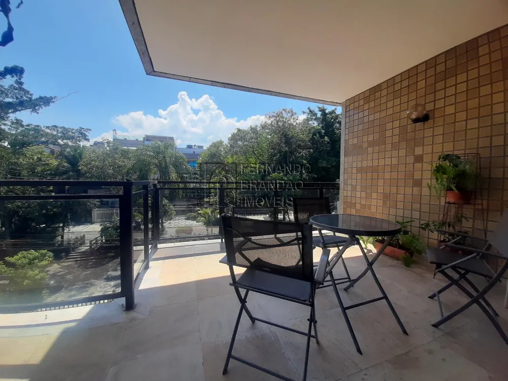 Apartamento, 3 quartos, 206 m² - Foto 2