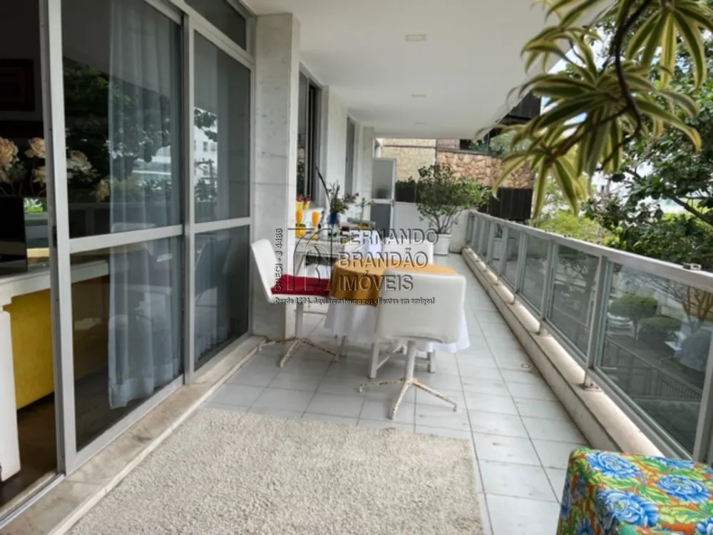 Apartamento, 3 quartos, 160 m² - Foto 2