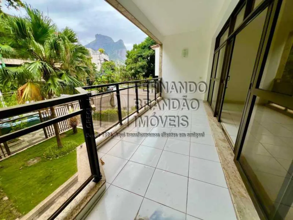 Apartamento, 3 quartos, 140 m² - Foto 2