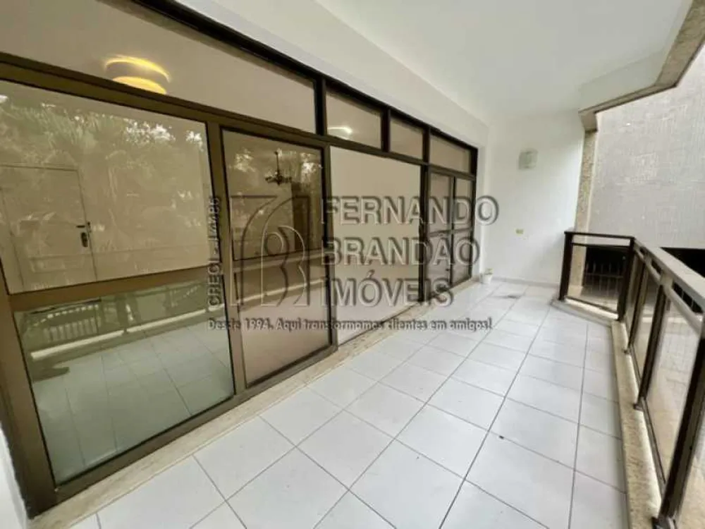Apartamento, 3 quartos, 140 m² - Foto 2