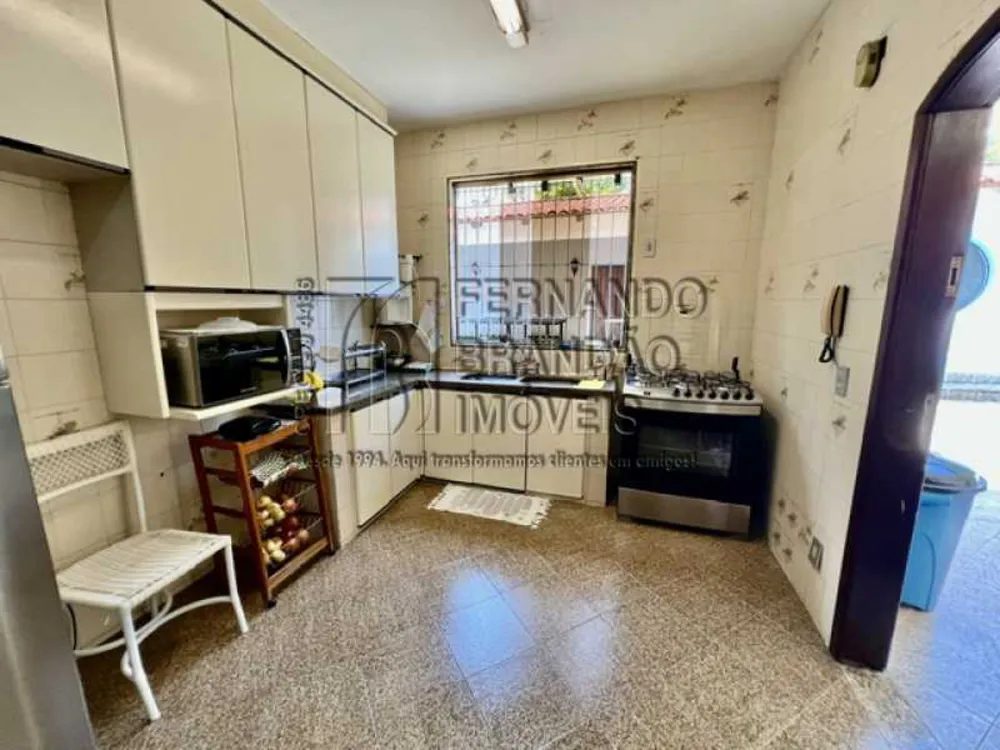 Casa, 4 quartos, 300 m² - Foto 8