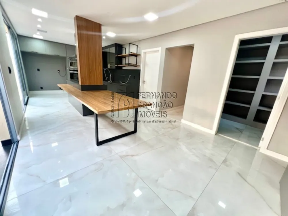 Casa, 7 quartos, 1059 m² - Foto 1
