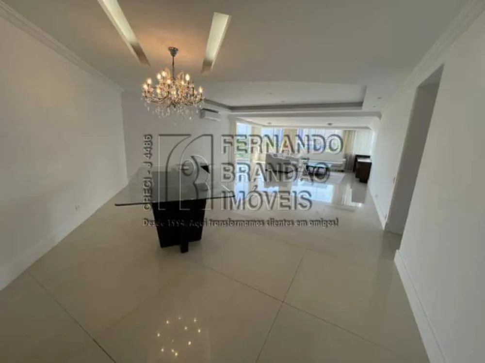 Apartamento, 3 quartos, 230 m² - Foto 1
