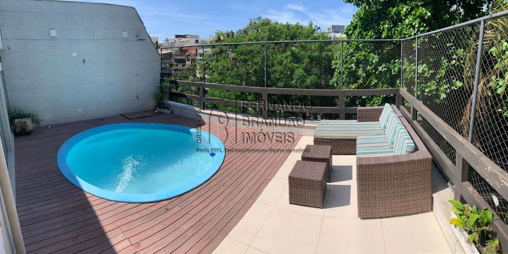Cobertura, 3 quartos, 202 m² - Foto 2