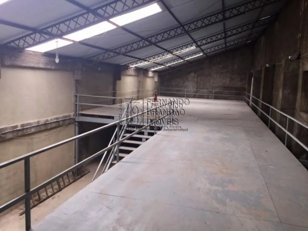Depósito-Galpão, 1084 m² - Foto 1
