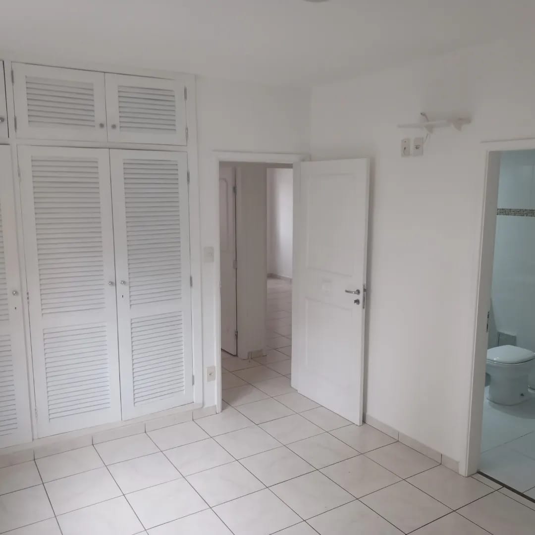 Apartamento à venda e aluguel com 3 quartos, 124m² - Foto 9