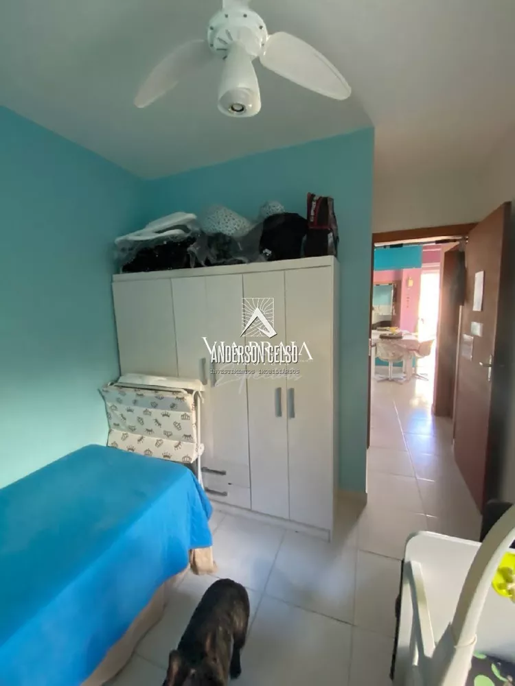 Casa à venda com 2 quartos, 50m² - Foto 3