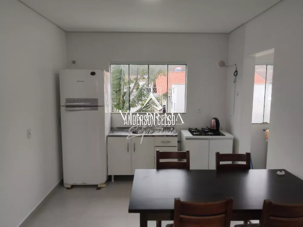 Apartamento à venda com 2 quartos, 74m² - Foto 4