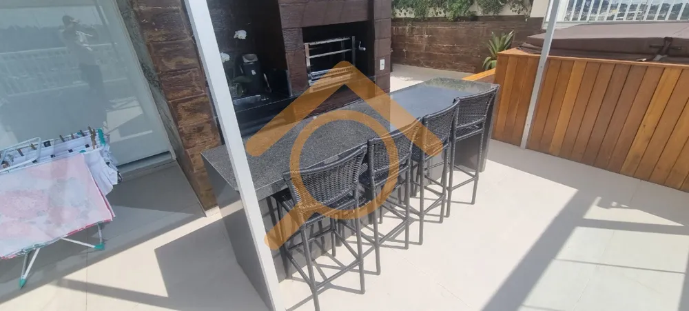 Cobertura, 3 quartos, 261 m² - Foto 2