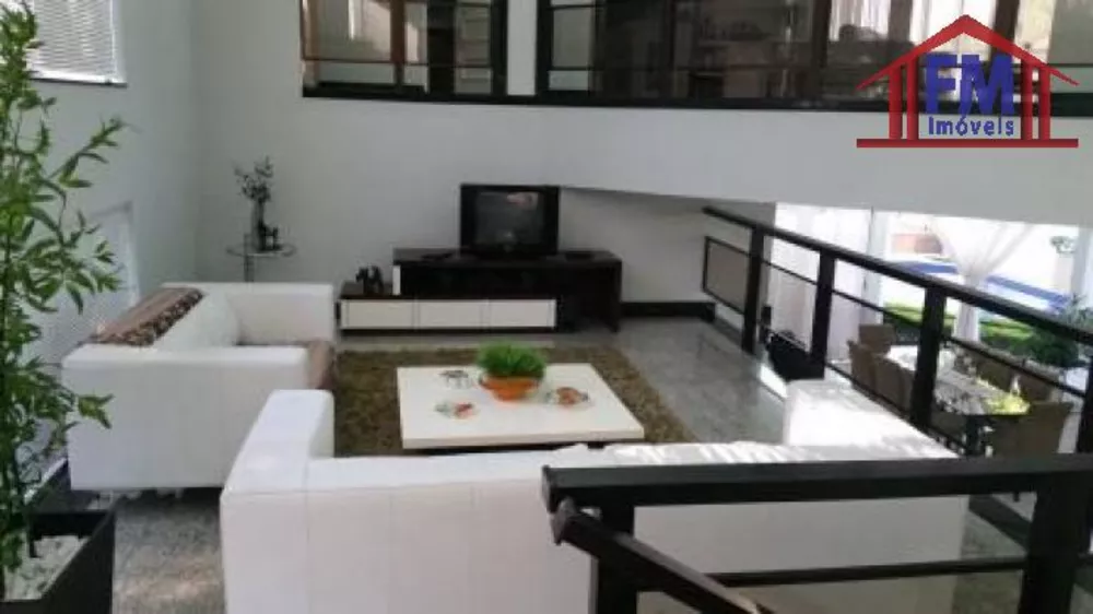 Casa de Condomínio à venda com 5 quartos, 904m² - Foto 1