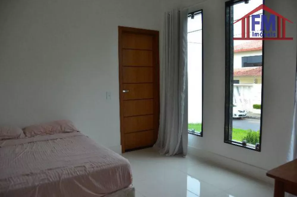 Casa de Condomínio à venda com 4 quartos, 401m² - Foto 1