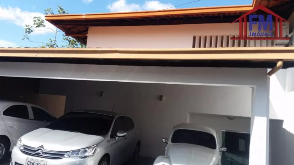 Casa de Condomínio à venda com 3 quartos, 454m² - Foto 3