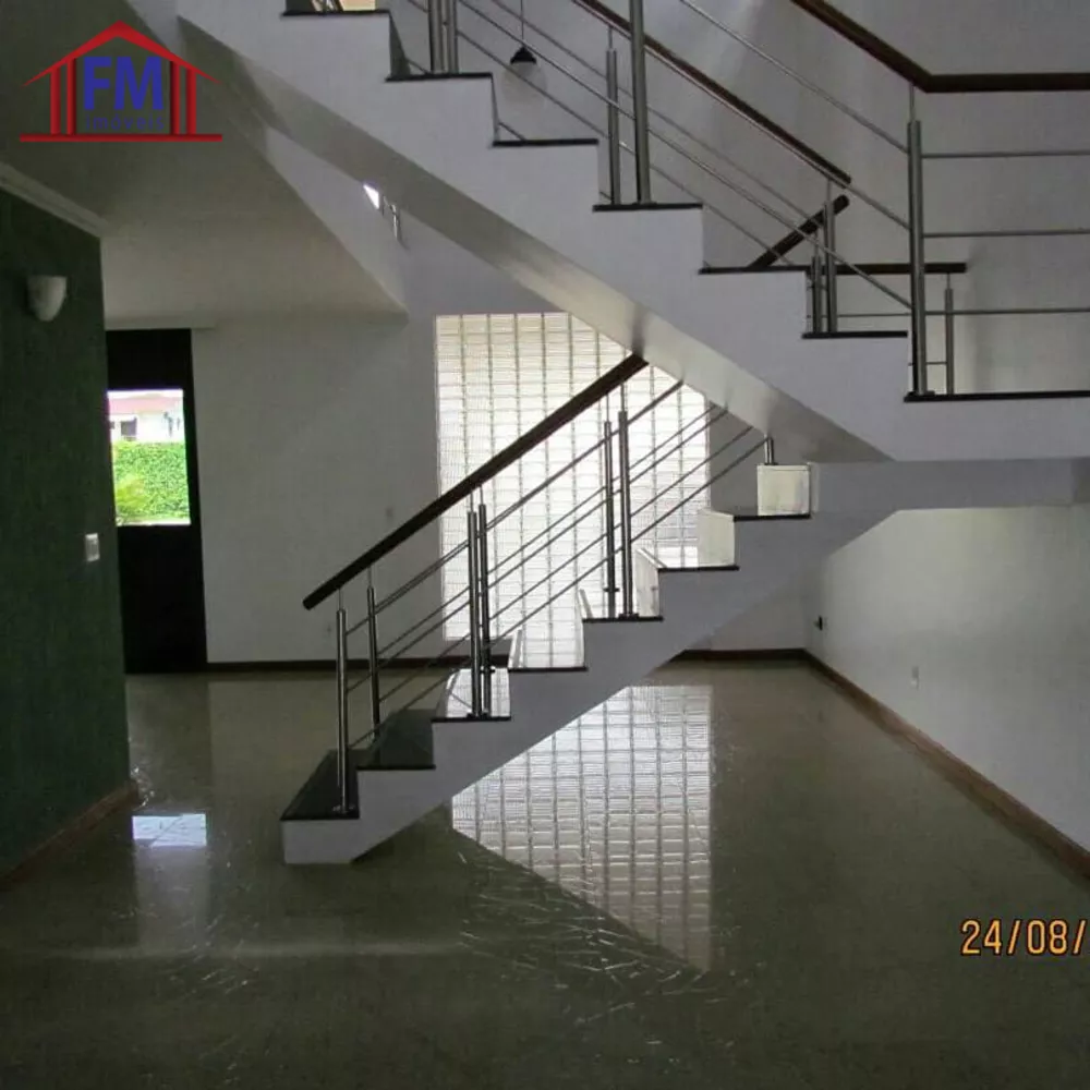 Casa de Condomínio à venda com 4 quartos, 401m² - Foto 1