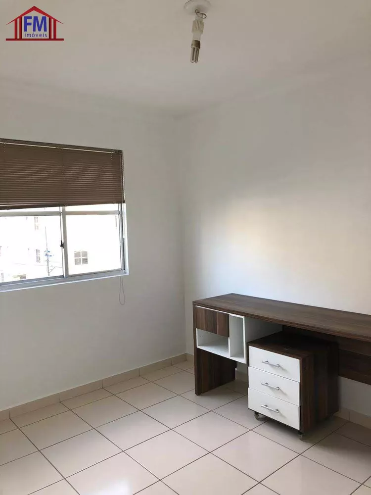 Apartamento à venda com 2 quartos, 65m² - Foto 4