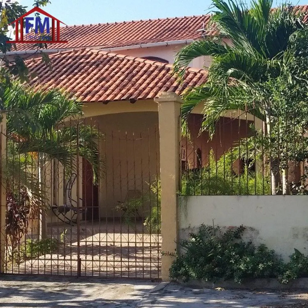 Casa, 4 quartos, 351 m² - Foto 1