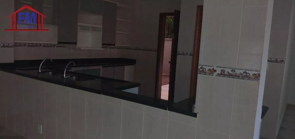 Casa de Condomínio à venda com 4 quartos, 600m² - Foto 4