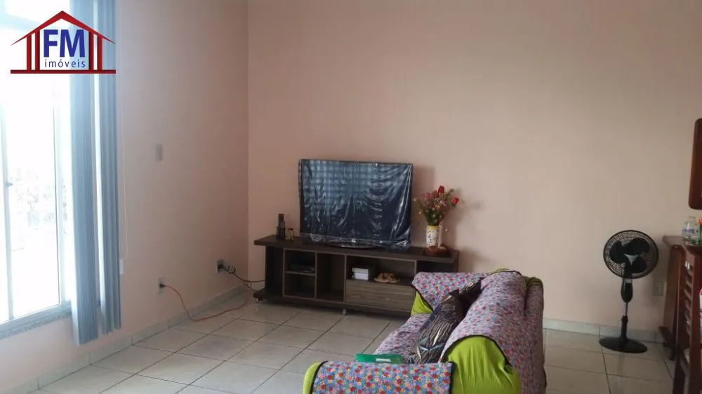 Casa, 4 quartos, 351 m² - Foto 2