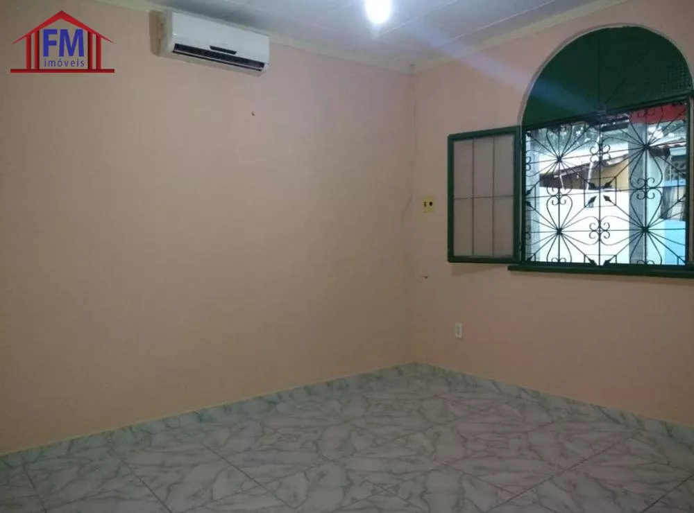 Casa à venda com 3 quartos, 300m² - Foto 10