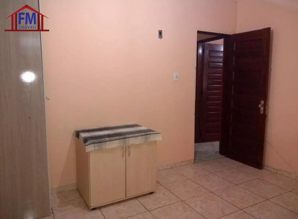 Casa à venda com 3 quartos, 300m² - Foto 7