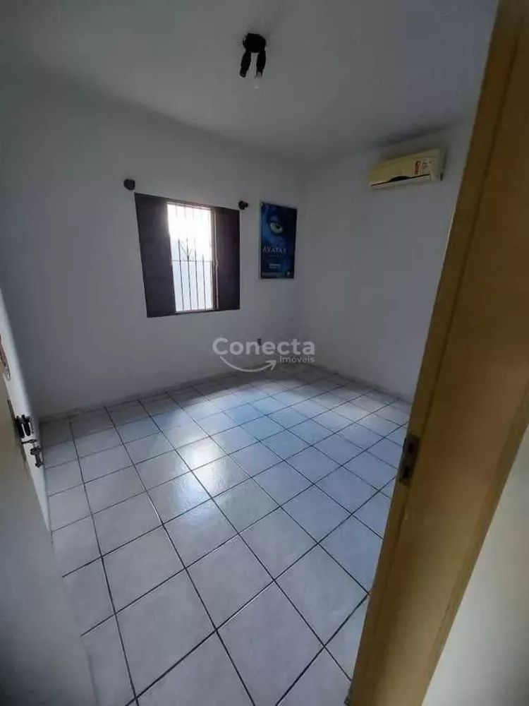 Casa à venda com 2 quartos, 42m² - Foto 3