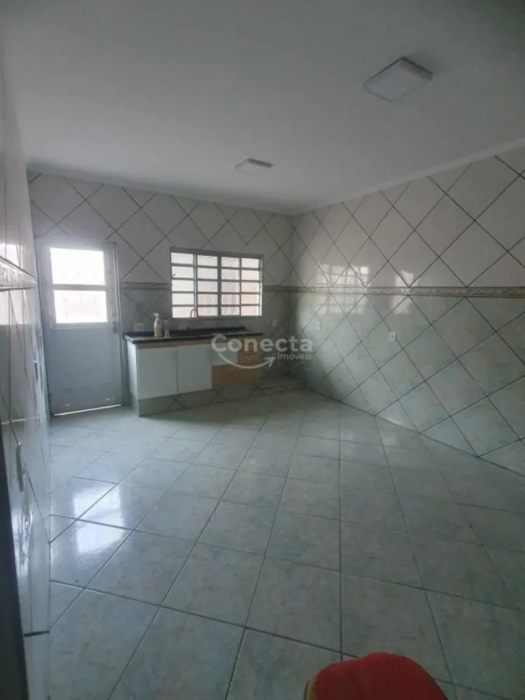 Casa, 4 quartos, 204 m² - Foto 2