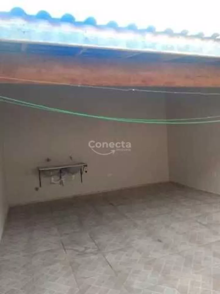 Casa à venda com 1 quarto, 50m² - Foto 3