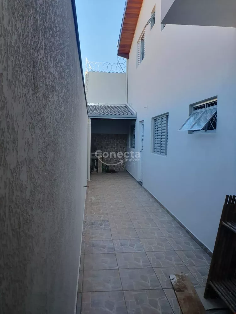 Casa à venda com 4 quartos, 204m² - Foto 3