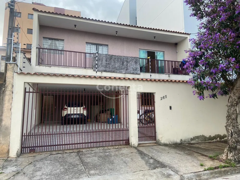 Casa, 3 quartos, 187 m² - Foto 2