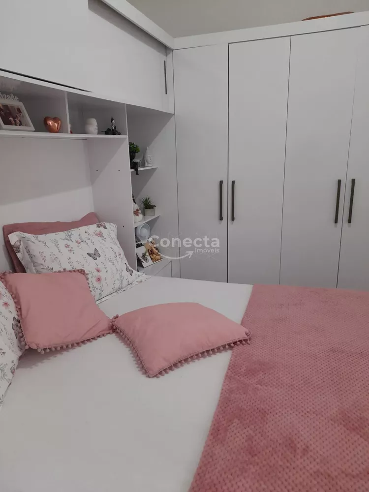 Casa à venda com 2 quartos, 49m² - Foto 8