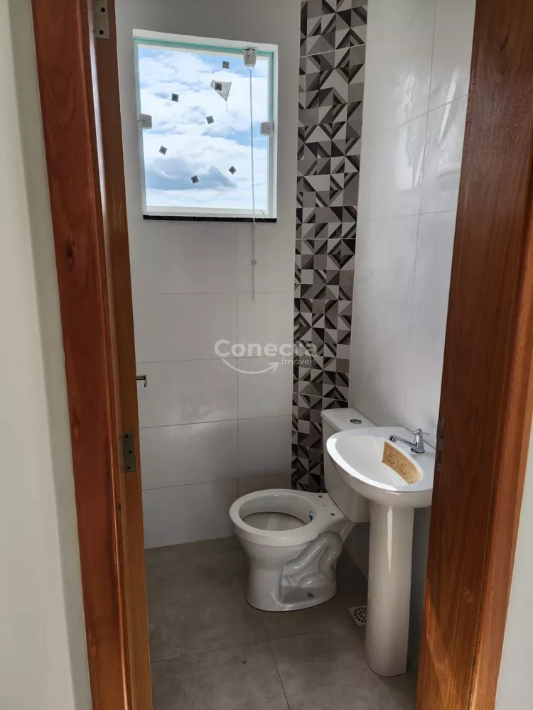 Casa à venda com 2 quartos, 57m² - Foto 4