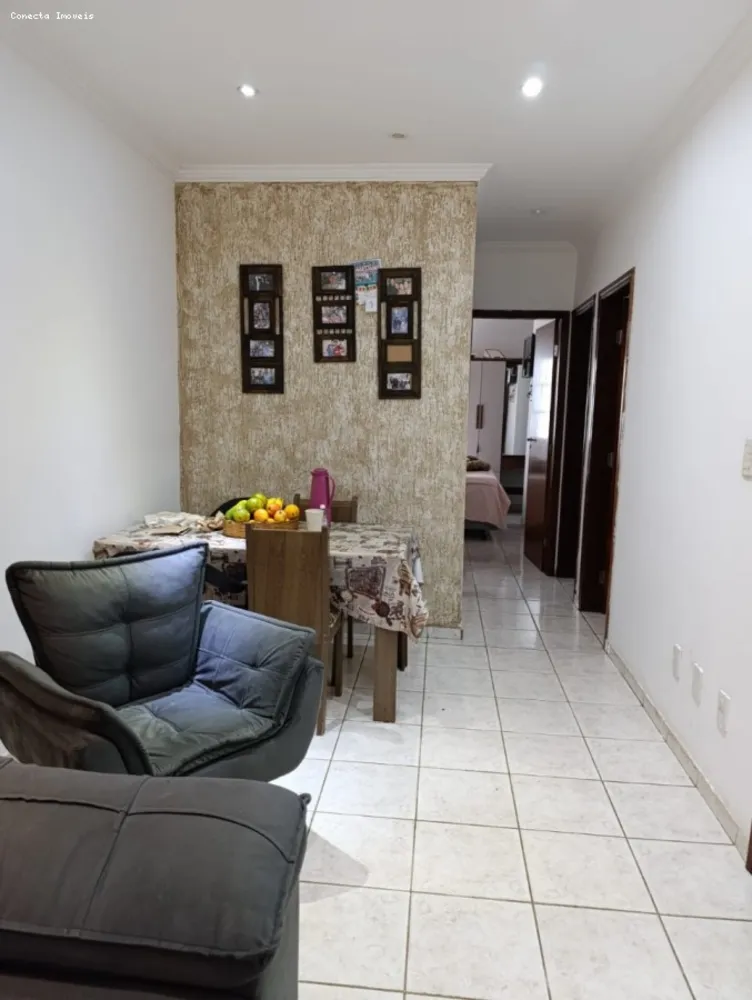 Casa, 3 quartos, 132 m² - Foto 2
