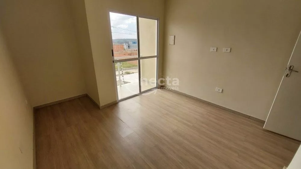 Casa à venda com 2 quartos, 68m² - Foto 8