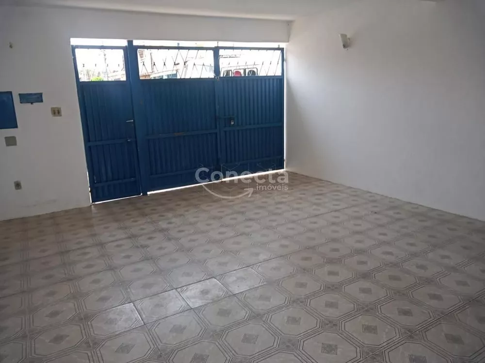 Casa à venda com 4 quartos, 131m² - Foto 2