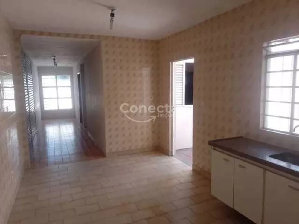 Casa à venda com 2 quartos, 114m² - Foto 3