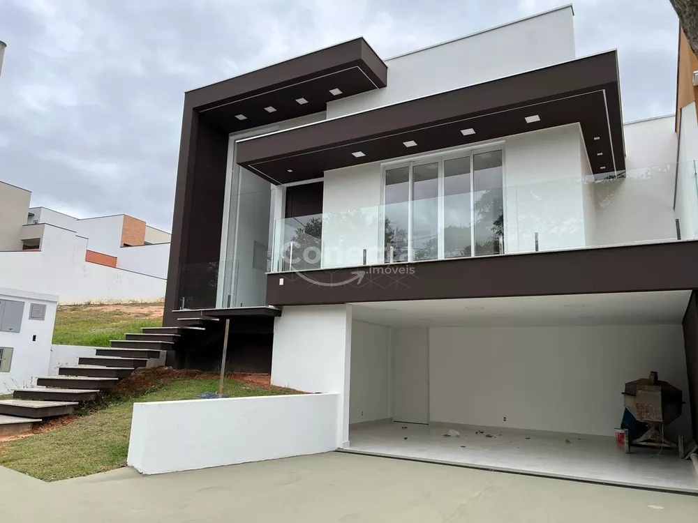 Casa de Condomínio à venda com 3 quartos, 220m² - Foto 3